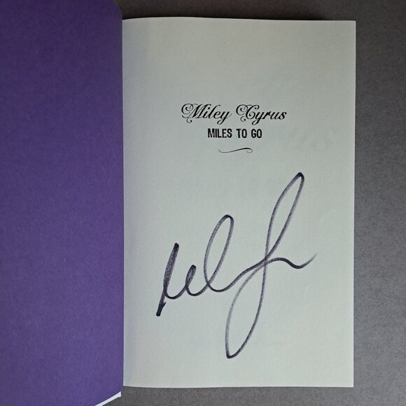 SIGNED Miles to Go by Miley Cyrus USED Book AUTOGRAPHED (Pop Music) PM - Picture 2 of 5